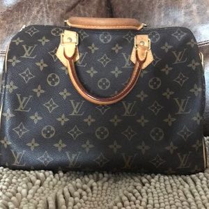 Louis Vuitton Speedy 30